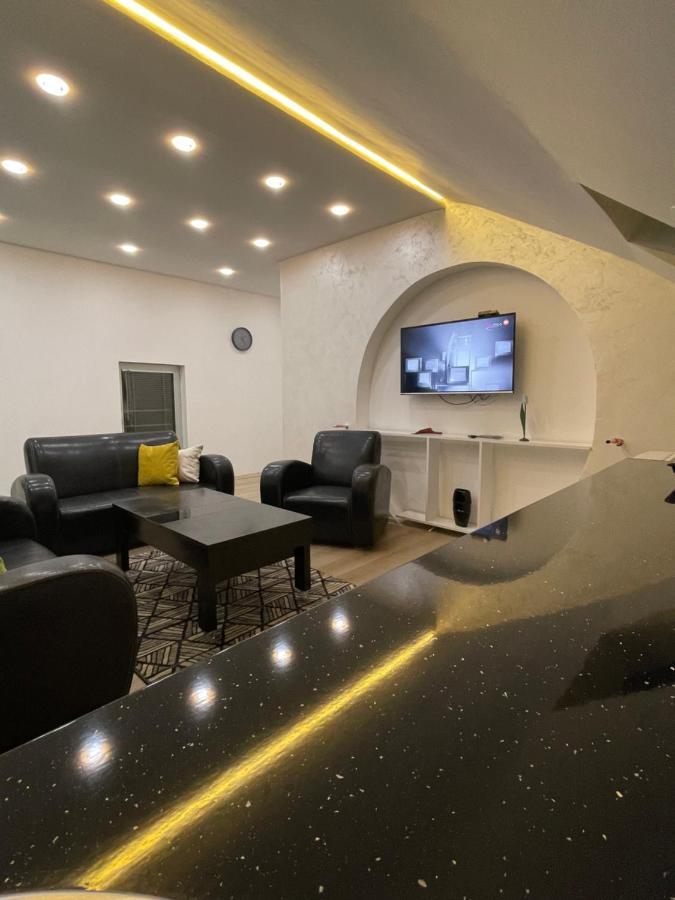 Luna Apartment Нови-Пазар Экстерьер фото